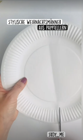 Pappteller in der Mitte durchschneiden